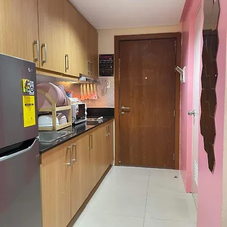 352B Shell Residences Barkada Room